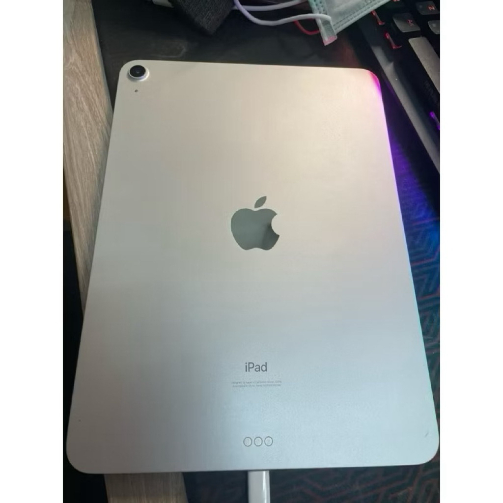 iPad Air 4 銀白 64GB二手功能完好