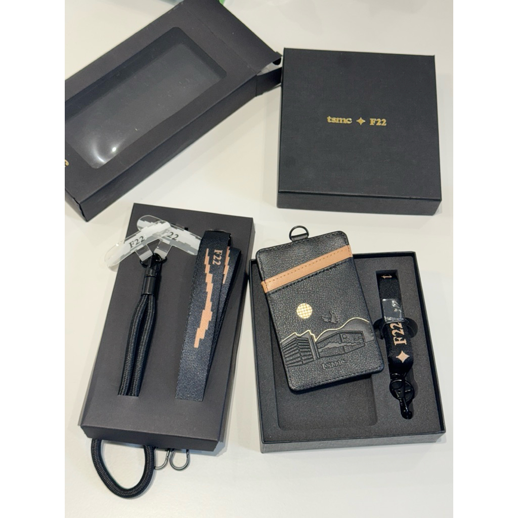 台積電2025識別證+手機掛繩套組