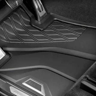 BMW 原廠 防水腳踏墊 XM G09 專用 全天候橡膠踏墊 前座/後座組【YGAUTO】