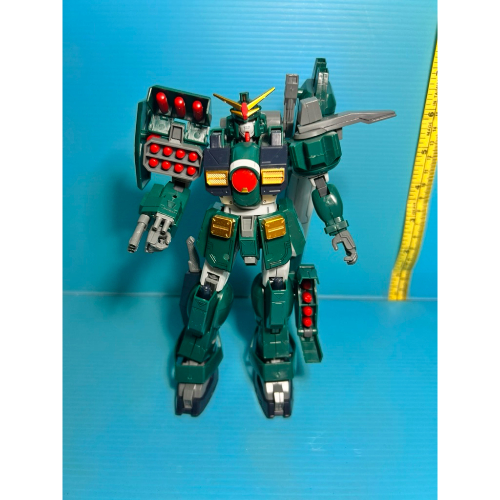 萬代 已組素組鋼彈 hg 1/100 斑豹鋼彈 殺肉鋼彈 毀滅式 x鋼彈 空霸 華沙哥 DX鋼彈 s鋼彈 z鋼彈 救星