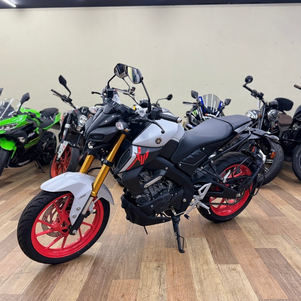 2023年 YAMAHA MT15-V2 全新車特價不用10萬帶回家