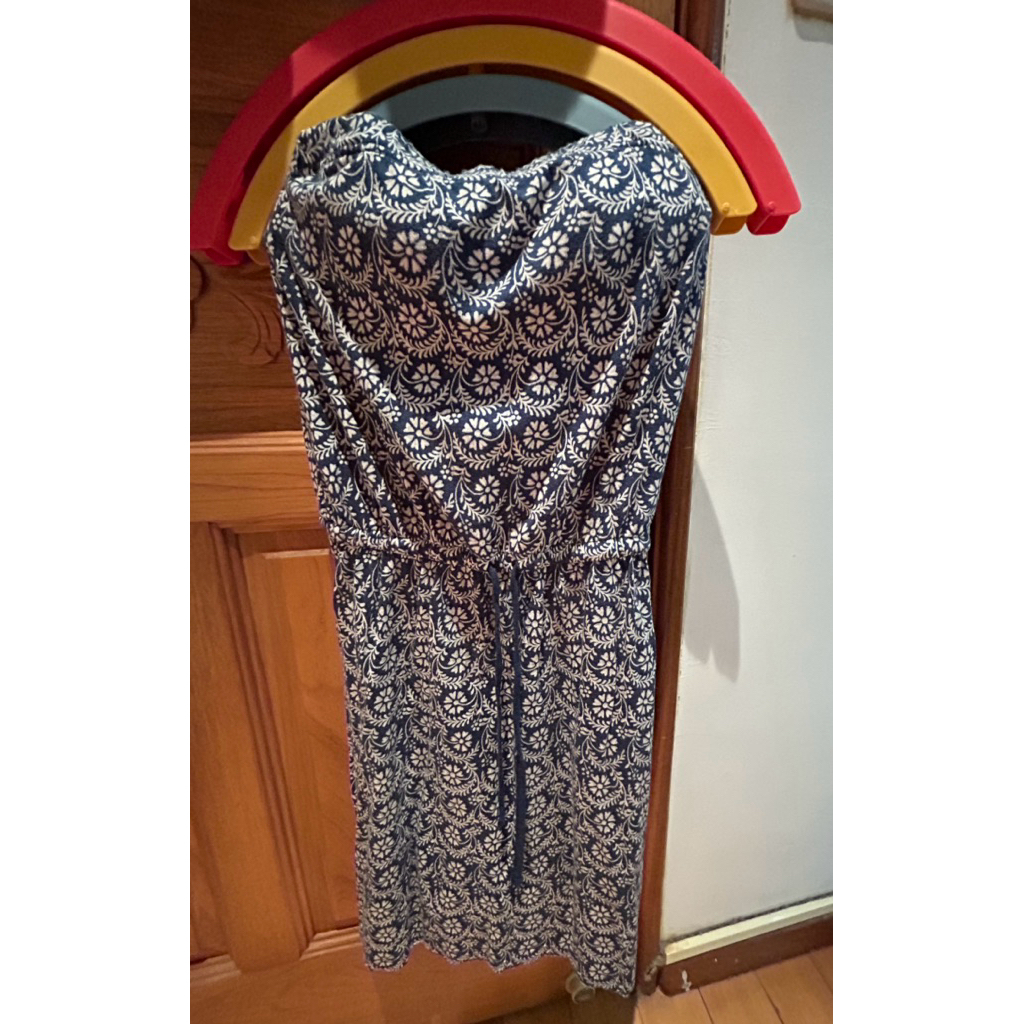 Uniqlo平口罩杯式洋裝（S）