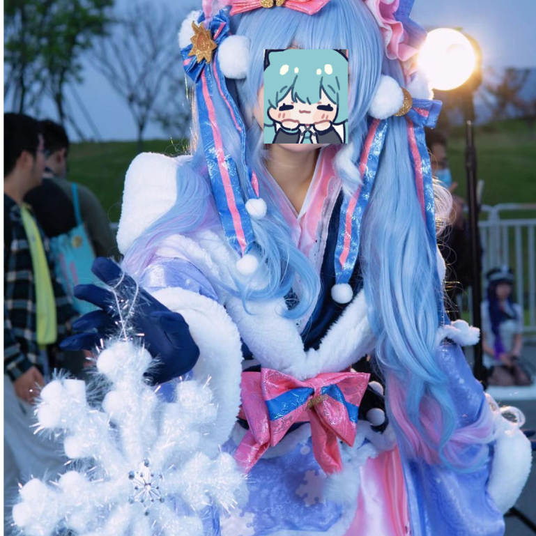 台灣出貨 加急免運 雪初音mikucos雪初音限定cos服冬日夢幻配色清新亮眼萬聖節園遊會虛擬歌姬角色扮演