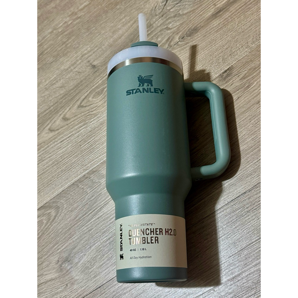 🇺🇸（現貨）Stanley Quencher H2.0 隨行杯 附吸管 40 盎司(約 1.1 毫升) 1100ml