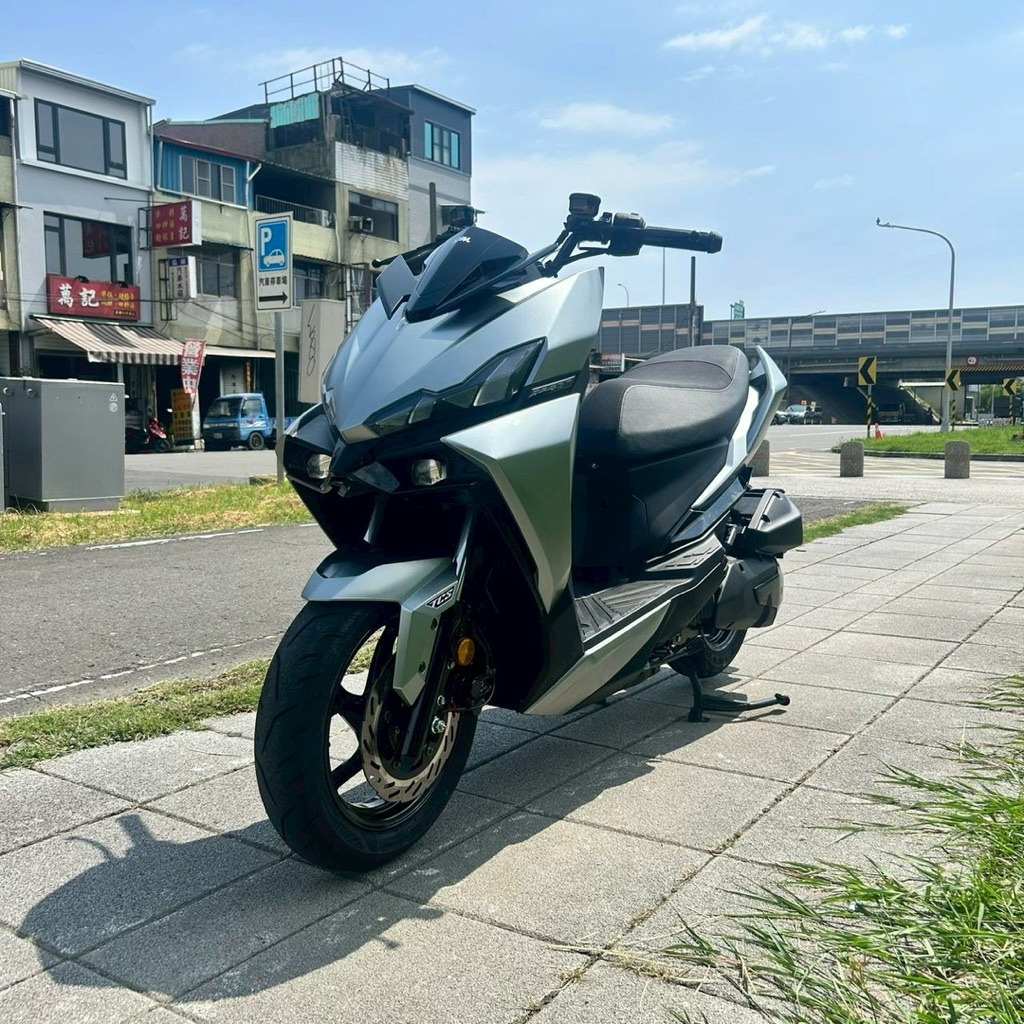 《高雄二手機車》 2024 三陽 DRG 2.0 TCS #0135 #免費試乘/中古機車/二手機車/流行車款/實體門市
