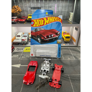 風火輪 Hot Wheels 敞蓬跑車 72 STINGRAY CONVERTIBLE（螺絲底盤）