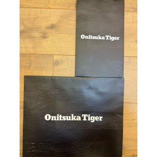 Onitsuka Tiger日本專櫃紙袋毛絨提袋內裡經典紅色