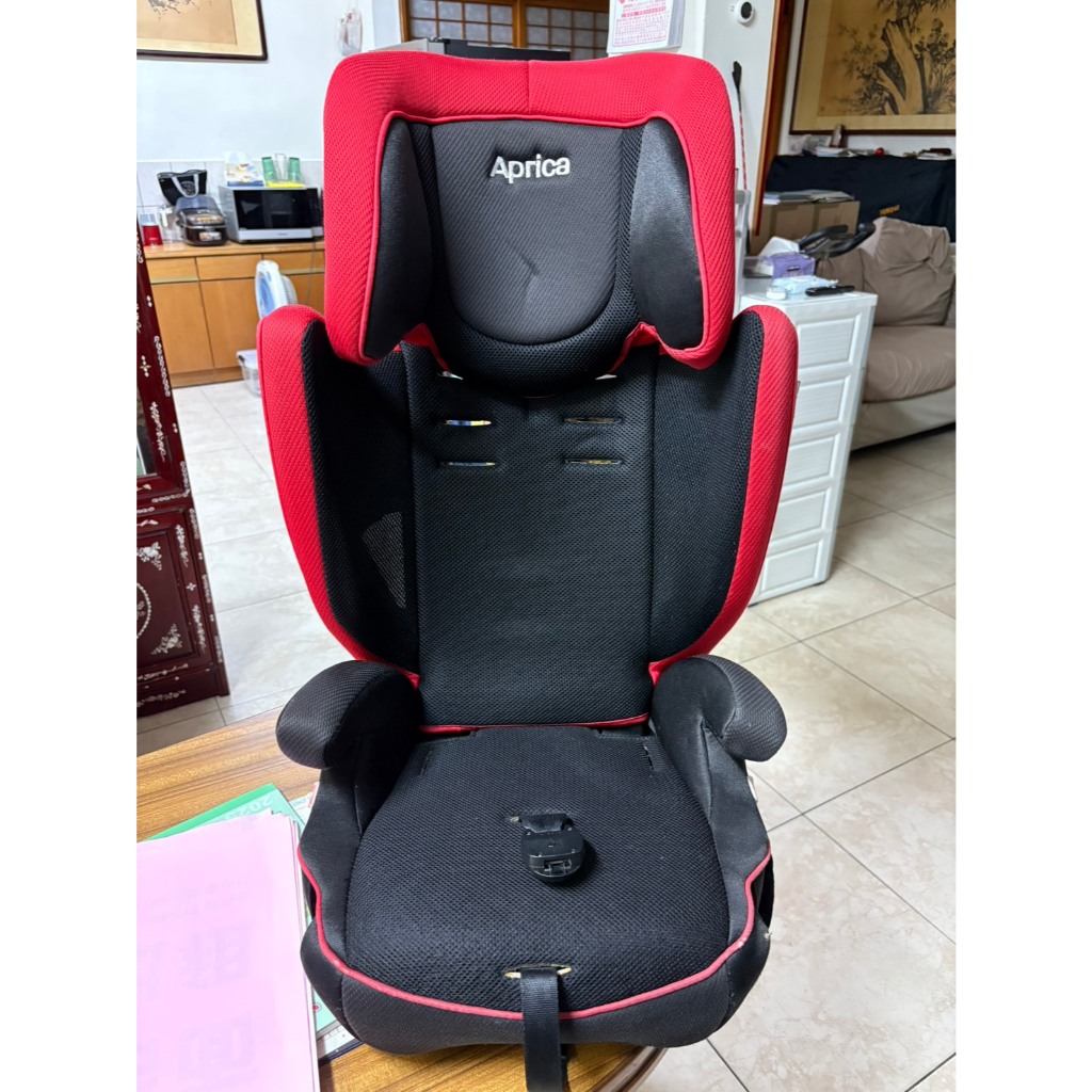 Aprica 愛普力卡日本 2-12適用用安全帶版成長型輔助汽座 Air Groove (成長座椅 5點式安全帶 增高墊