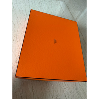愛馬仕 Hermes 盤子橘色紙盒