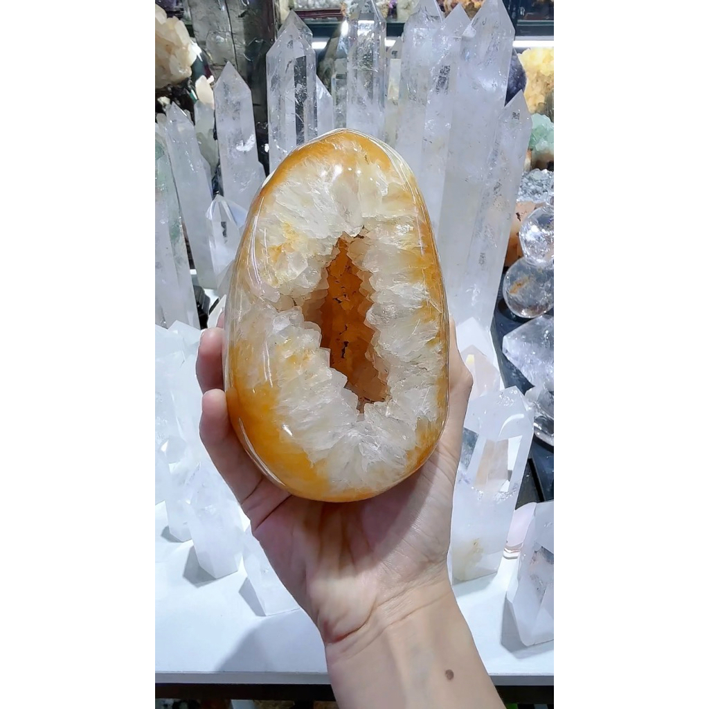 恐龍蛋 黃水晶 白水晶 水晶恐龍蛋 瑪瑙 原礦 HG004風水 財運 瑜伽 身心靈 礦物 占卜