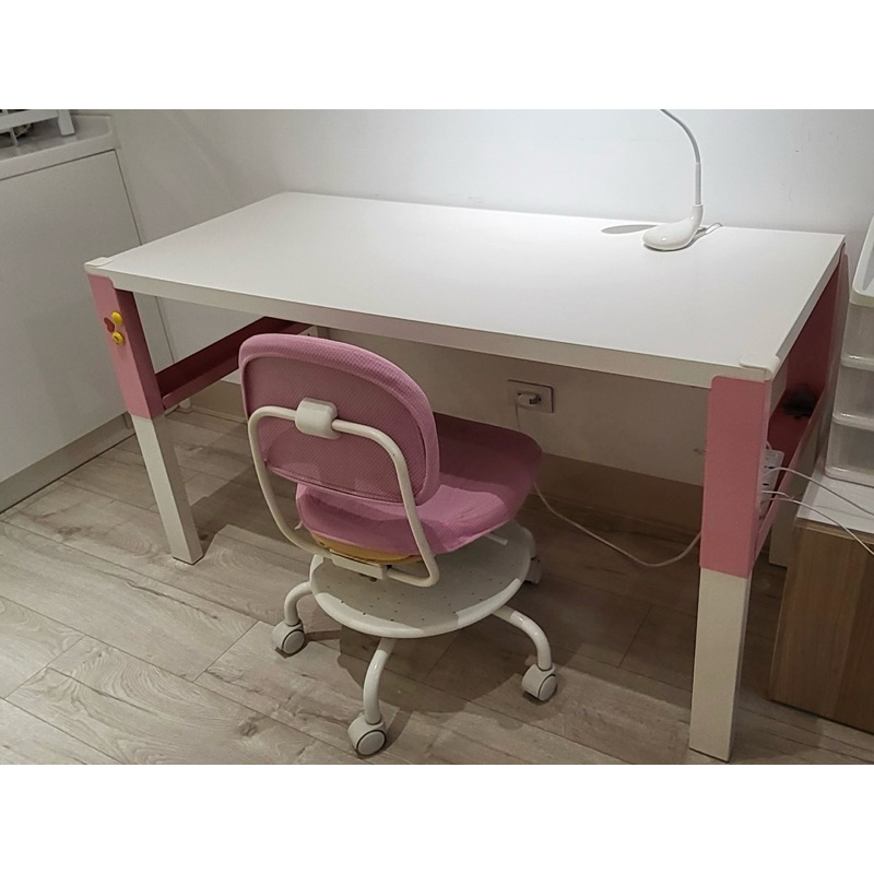 二手IKEA宜家PÅHL書桌工作桌兒童桌椅一組 絕版品 白粉色 高度可調
