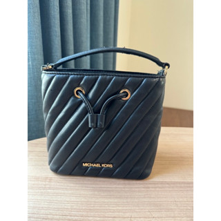 二手Michael Kors MK 羊皮迷你水桶包