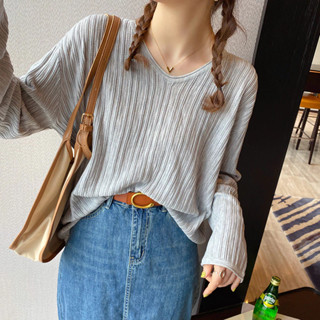 CHILL現貨 韓系V領質感肌理紋坑條上衣 女裝 包芯紗長袖上衣 內搭長袖上衣 針織毛衣 坑條上衣 安迪絨針織 預購