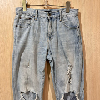 UNIQLO｜二手長褲｜淺藍色 牛仔褲 破褲 淺色牛仔 男友褲 九分褲 牛仔破褲 寬鬆牛仔褲