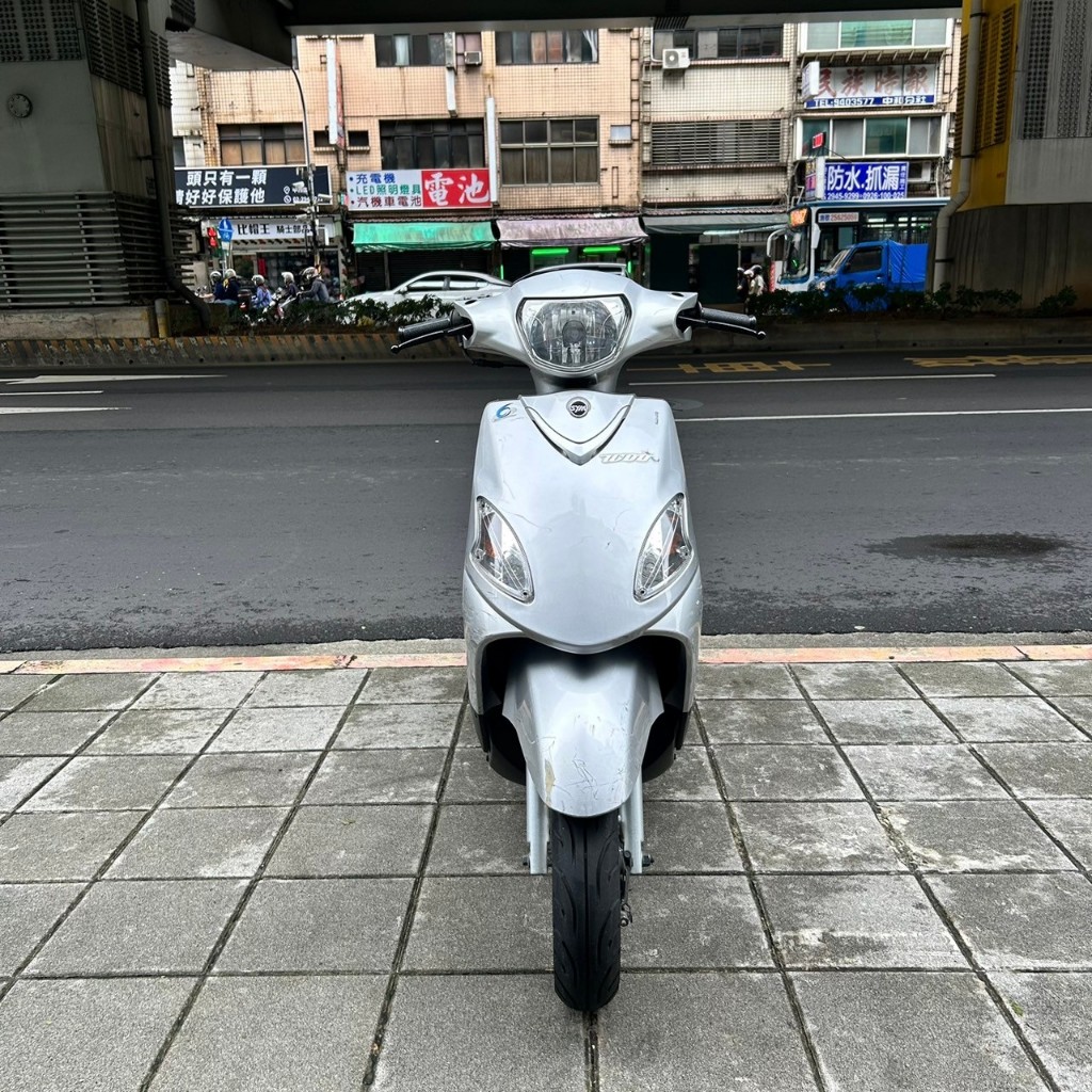 (貳輪嶼二手機車-新北中和店) 2018年 WOO 100 #1287