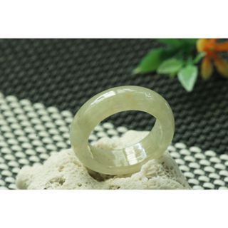 熱賣U358玉戒指❀ 14#翡翠玉A貨冰潤淡黃寬版玉戒圈指環戒子【緬甸玉翠軒】玉首飾品 男女款式