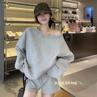 韓系時尚慵懶風斜肩長袖寬鬆衛衣 女秋季高腰顯瘦直筒短褲子兩件套 灰色大學T長袖 女生套裝 辣妹女裝 秋天女裝 長袖上衣
