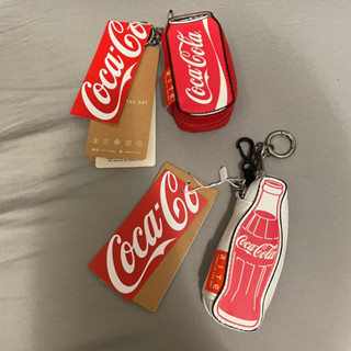 現貨不用等有雙11優惠⚡️RITE 可口可樂🥤聯名 小物 杯袋吊飾 鑰匙包 零錢包 飲料提袋