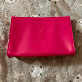 YSL 三角桃紅漆皮小化妝包