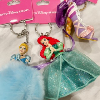 ✨日本東京迪士尼現貨✨Disney迪士尼公主系列公仔吊飾 鑰匙圈 灰姑娘仙杜瑞拉 小美人魚艾麗兒 魔髮奇緣樂佩 生日禮物