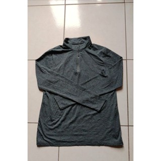 Under Armour 男半開襟灰色M 號/ 全新/訓練運動上衣/Heagear/Fitted