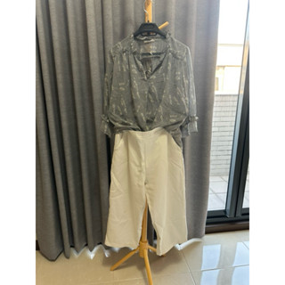 二手/全新 衣服清倉 斷捨離 文青風雪紡花上衣/白色寬褲