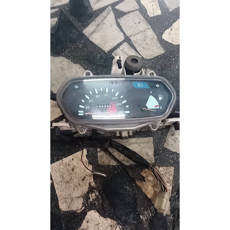 光陽 豪邁 125 中古 碼錶（化油板）