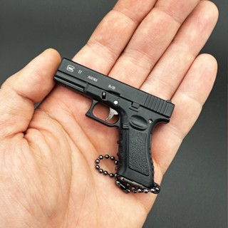 廢物專賣店 格洛克G17小掛件 1:3格洛克G17模型 半合金鑰匙圈吊飾 迷你組裝模型 模型鑰匙扣 槍模 交換禮物 生日