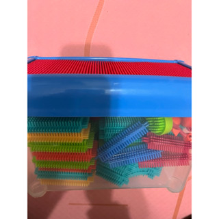 【美國B.Toys】鬃毛積木 送其他小玩具