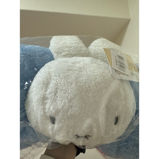 娃娃機夾到-Miffy米菲兔藍色暖手枕🐰/午睡枕/抱枕（有吊牌，全新，無拆封過）