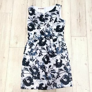 【萬元禮服特賣區】大尺碼L無袖圓領禮服喜宴宴會婚紗婚禮伴娘派對洋裝包臀洋包臀裙連衣裙連身裙