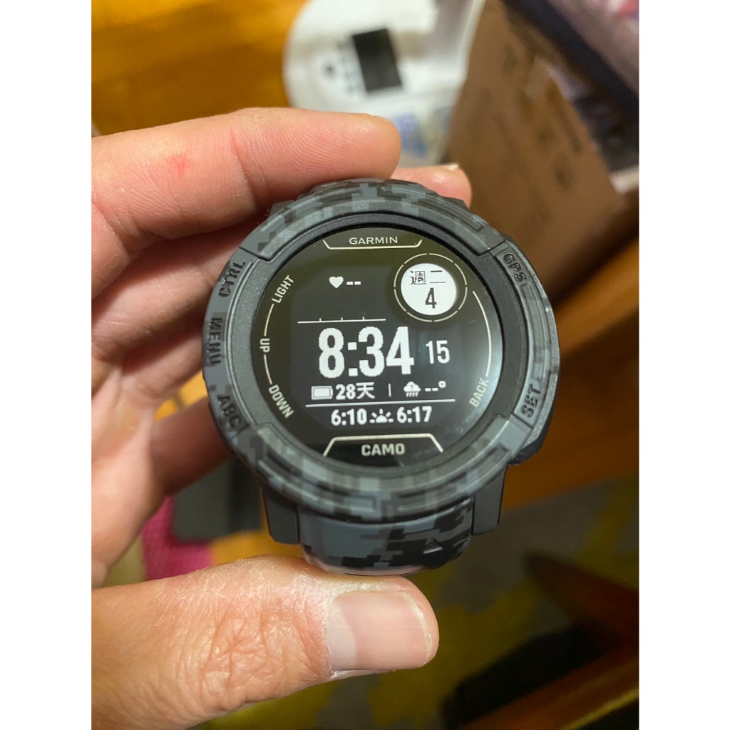 Garmin 佳明 Instinct 2 - 保固中 9成新 Camo Edition 45mm 迷彩墨