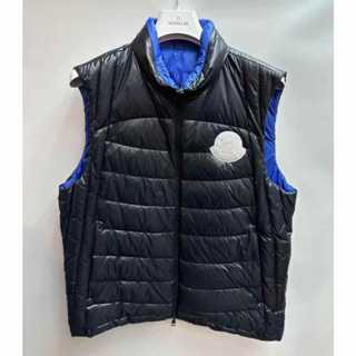 ♚KK SHOP♚ 預購 MONCLER Menelao連帽弧形絎縫羽絨背心 K10911A00152596XEP97