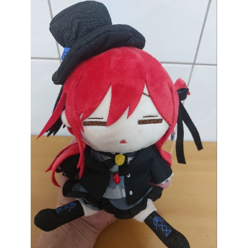 現貨正版‘’魔女之女‘’角色“莉莉艾爾” 官方周邊毛絨玩偶布娃娃公仔9成新，朋友收藏想與同好者分享，便宜賣。