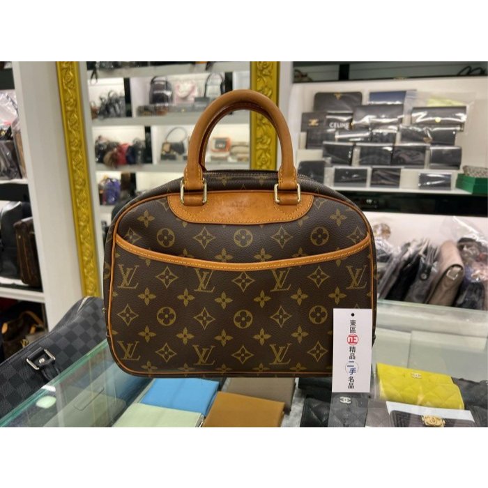 東區正精品㊣LV LOUIS VUITTON M42228 字紋老花原花前口袋拉鍊手提包小珍包 RA1740