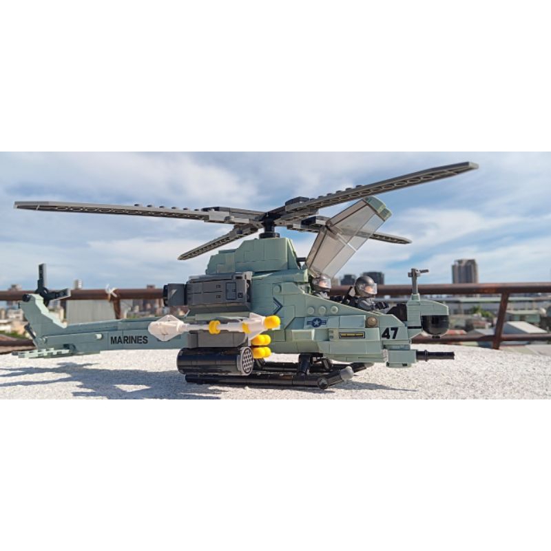 杰星 61028 AH-1Z蝰蛇直升機 積木玩具