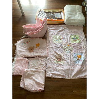二手-專櫃 東京西川 GMP BABY 粉色純棉七件式寢具組 三人行 七件棉被組 嬰兒床棉被組 嬰兒床床包冬夏被單被胎