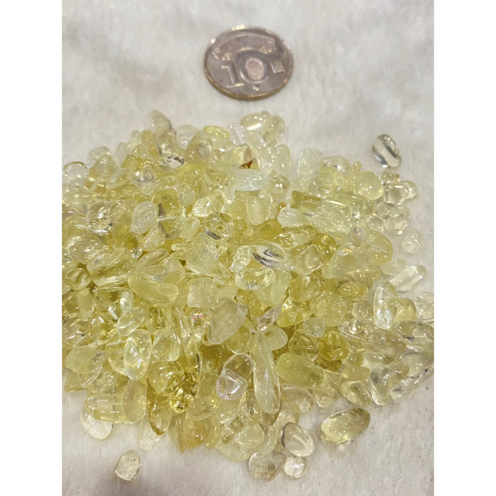 天然黃水晶 黃水晶碎石 純淨體 無雜質 黃水晶、天然無加色、無燒、無酸洗、黃水晶原礦招偏財、開運必備 開運磁場必備