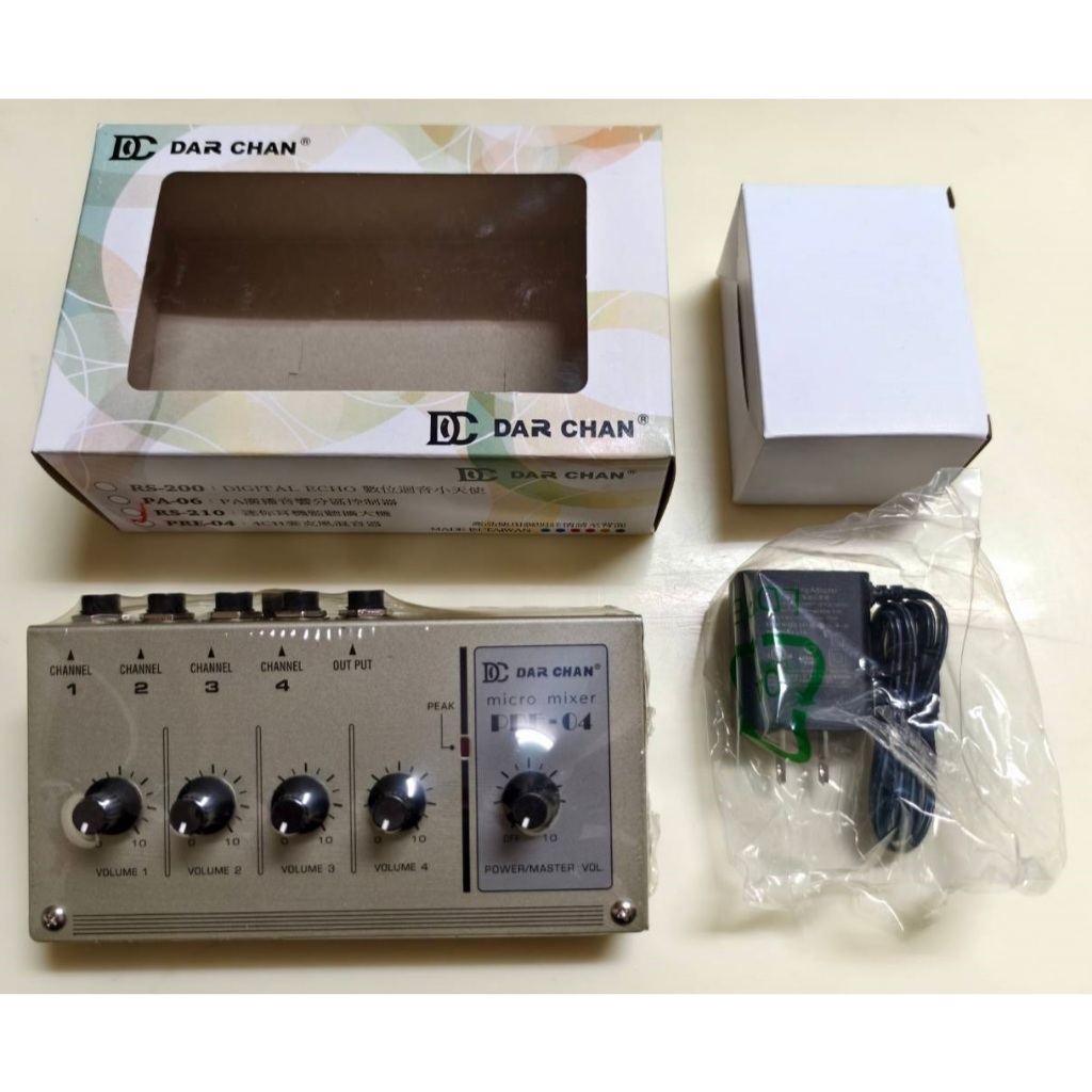 瘋狂買 DAR CHAN 4CH麥克風混音器 PRE-04 迷你型4音道混音器 可用9V電池 9V變壓器 樂器連接 特價