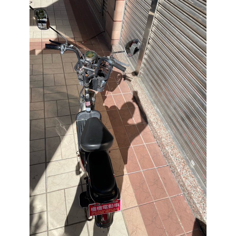 小朋友老人代步車二手電動機車免駕照免掛牌