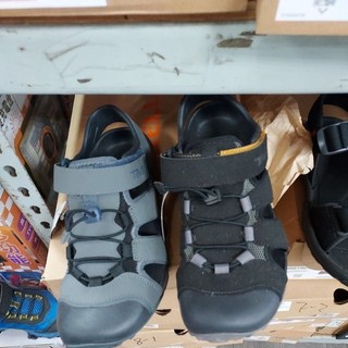 Teva 前包涼鞋原價2980/5折優惠
