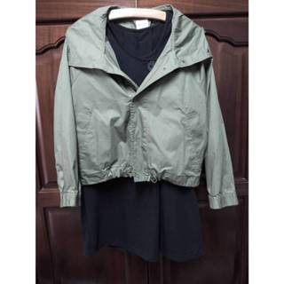 閒置近新未穿二手衣價販售---日本品牌SM2連帽寬松軍綠色長袖風衣外套/夾克(軍綠色F)