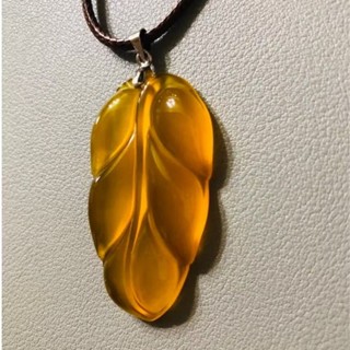 玉貴人…天然金黃葉子玉髓玉墜項鍊，特價