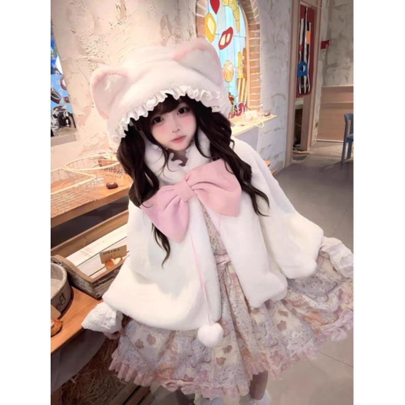 🎀夢幻物語🎀可愛熊熊連帽斗篷 毛絨絨斗篷 大蝴蝶結胸針 蘿莉塔 lolita 軟妹 量產型 聖誕節 戰袍 秋冬 白色斗篷