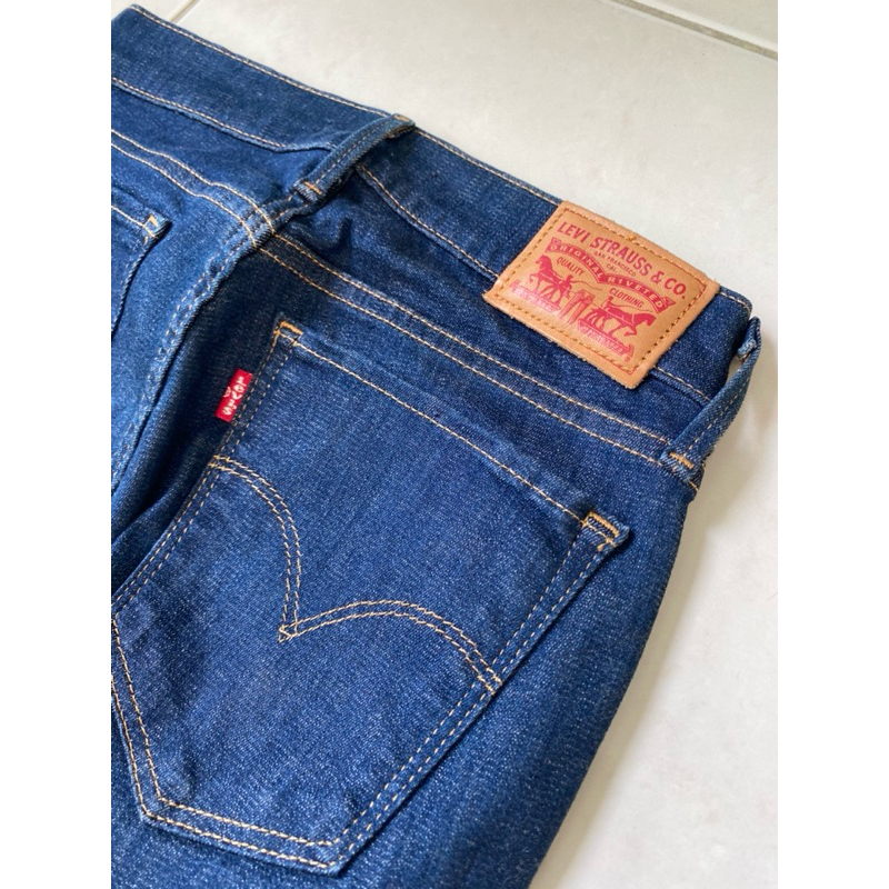 「全新」 Levi’s 710 super skinny 女生緊身牛仔褲 26腰 原色