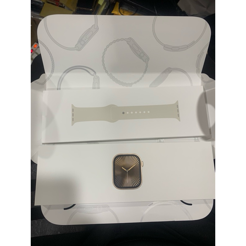 全新未開通 Apple Watch Series 10 S10 46mm LTE 金色鈦金屬 ｛可用任意3C折抵｝