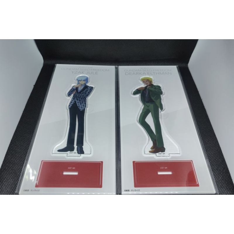 【極品特賣】日版 機動戰士 鋼彈 SEED FREEDOM 劇場版 伊薩克&迪安卡 禮服 限定版立牌