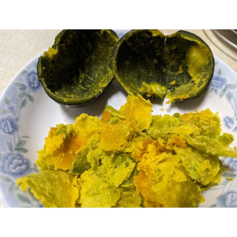 小黑栗子南瓜，大量有機肥料栽培。