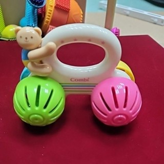 combi可推動的搖鈴觸覺玩具