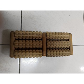 木製家用腳底按摩器\滾輪式腳部足部穴位\木製足底腿部滾珠按摩器\腳部按摩器\腳底按摩器